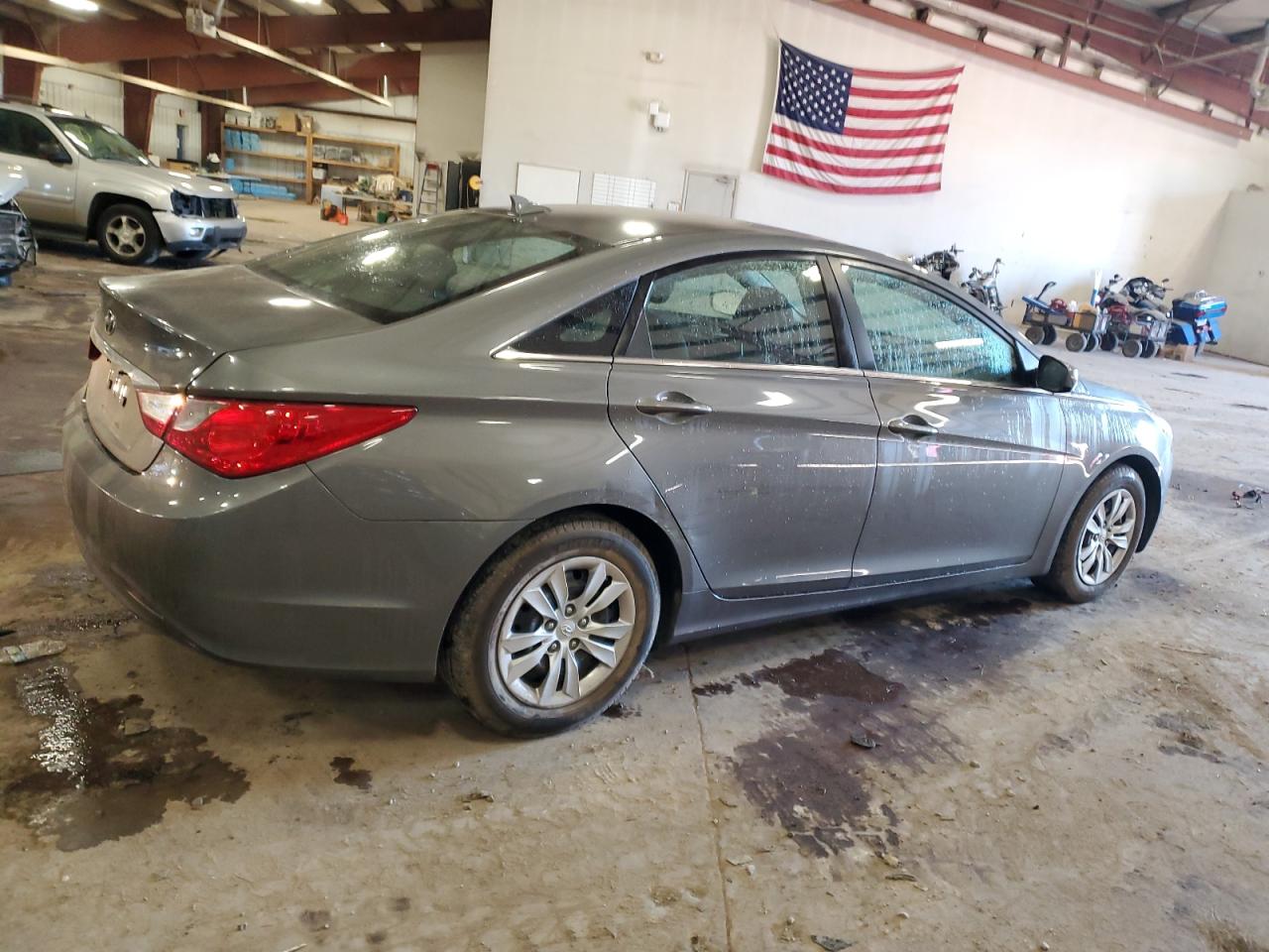 2012 Hyundai Sonata - Image 3