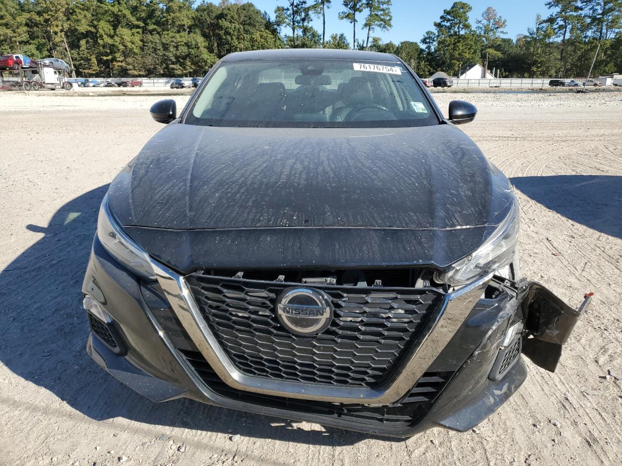 2021 Nissan Altima - Image 5
