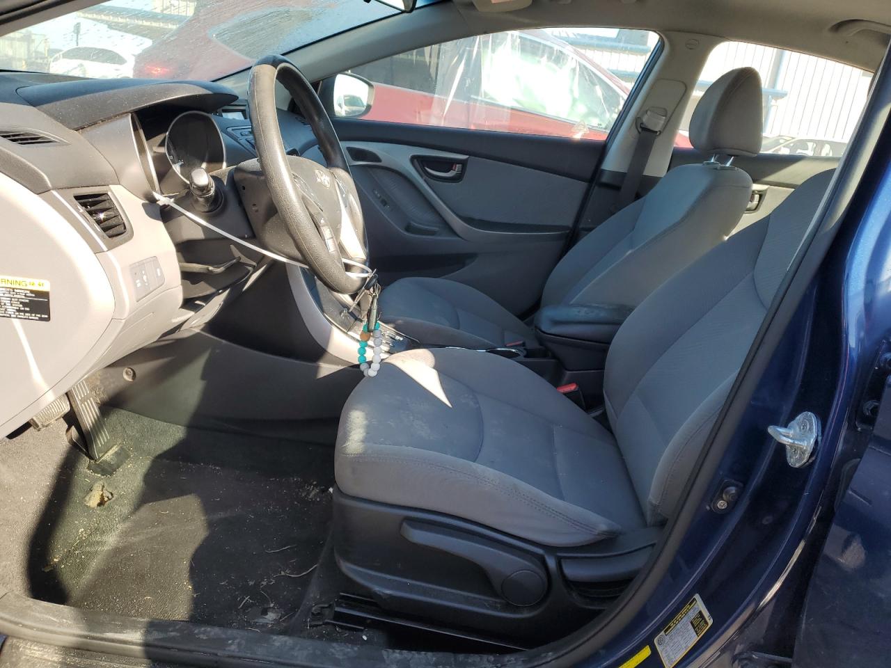 2013 Hyundai Elantra - Image 7