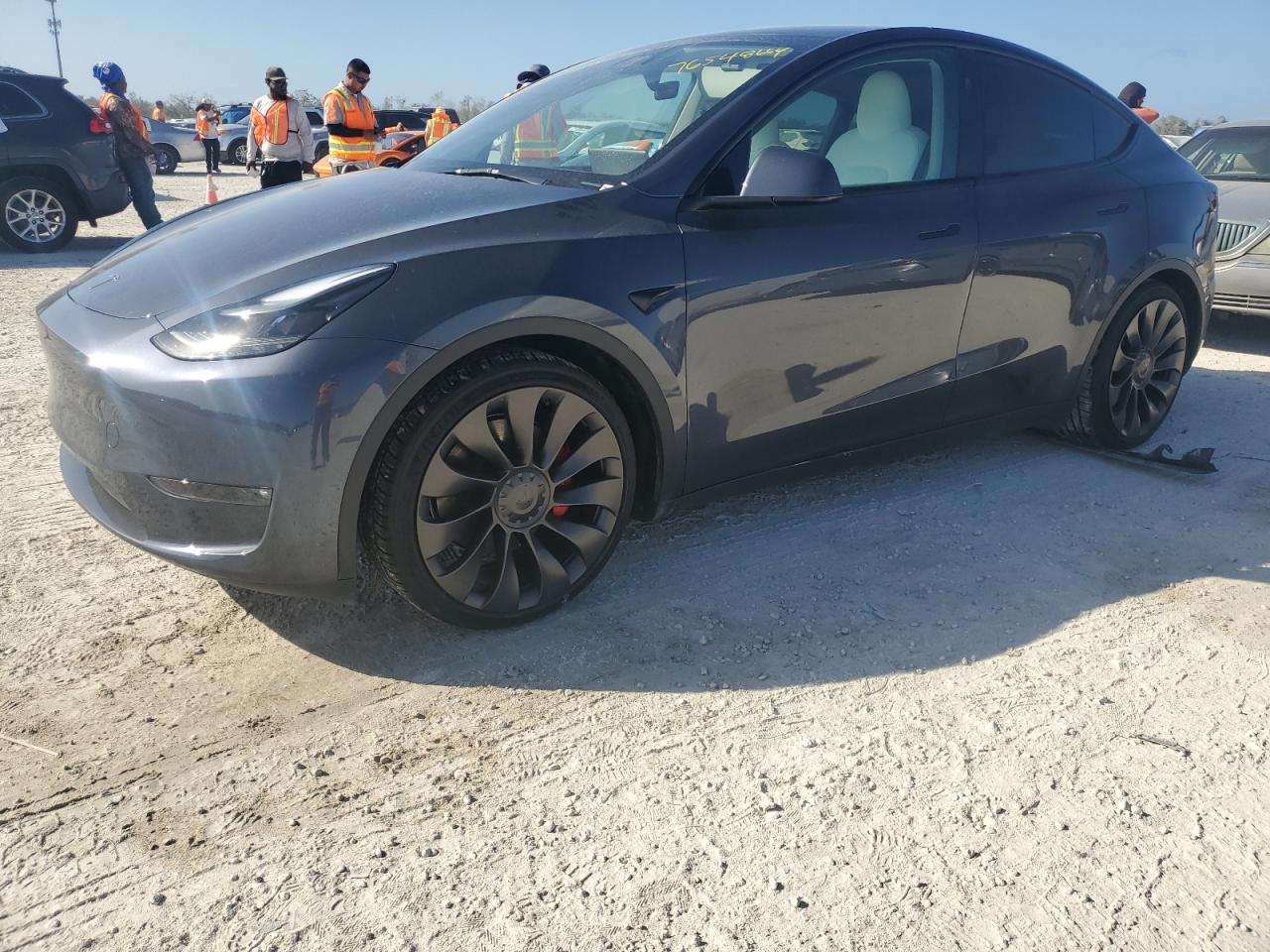 7SAYGDEF5PF915038 2023 Tesla Model Y