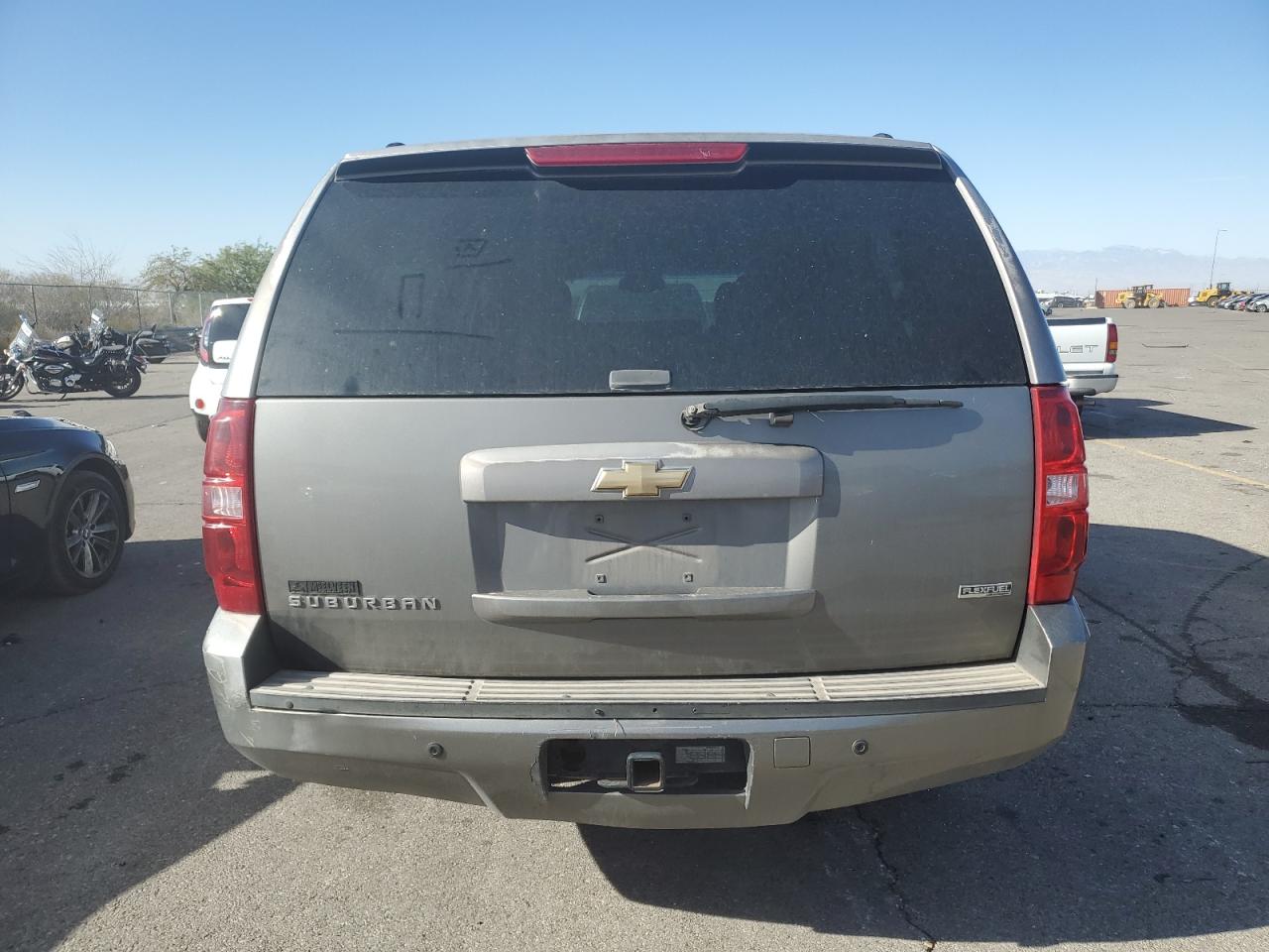 2007 Chevrolet Suburban C1500 VIN: 1GNFC16097J255157 Lot: 77621614