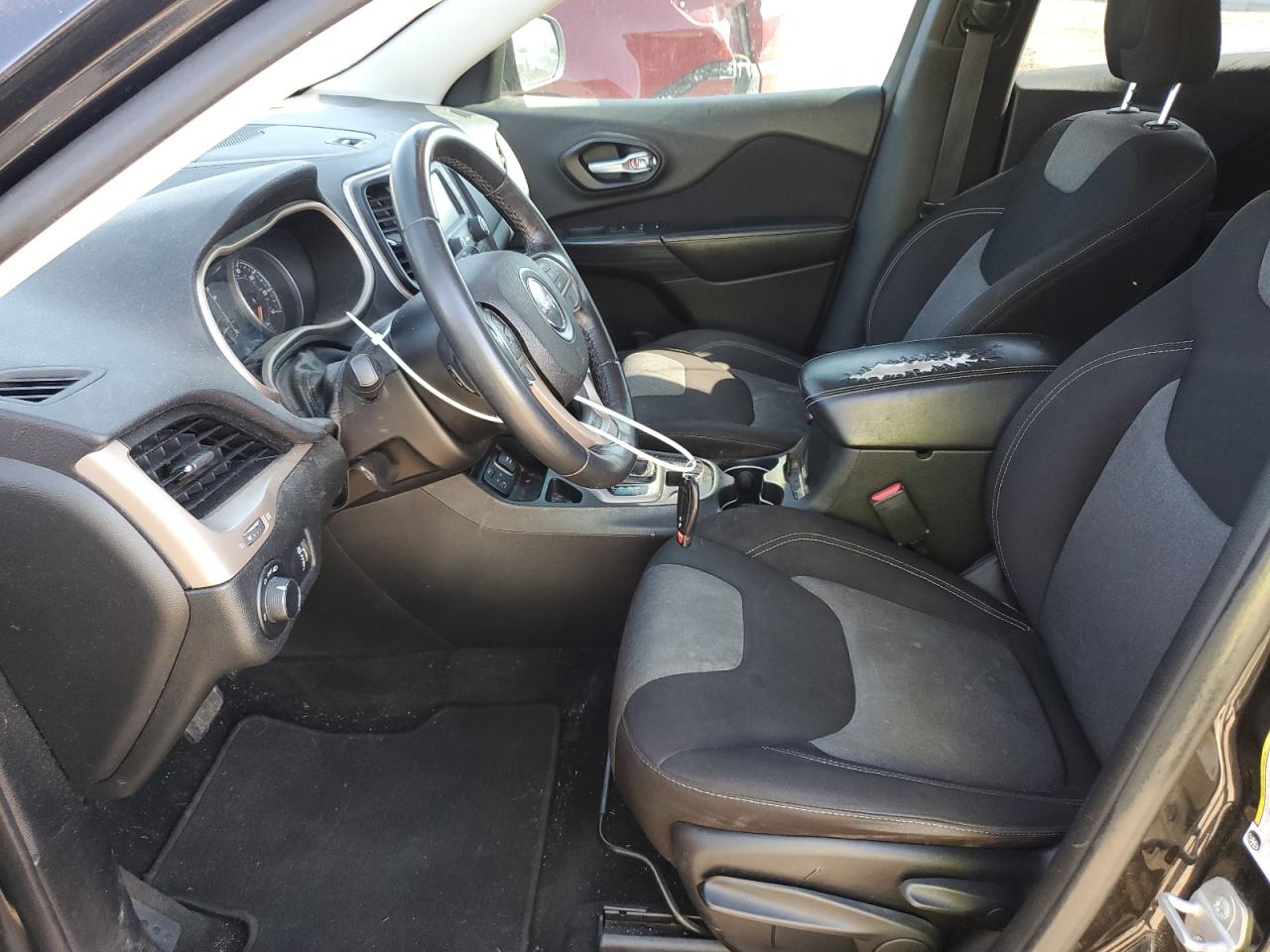 2015 Jeep Grand Cherokee - Image 7