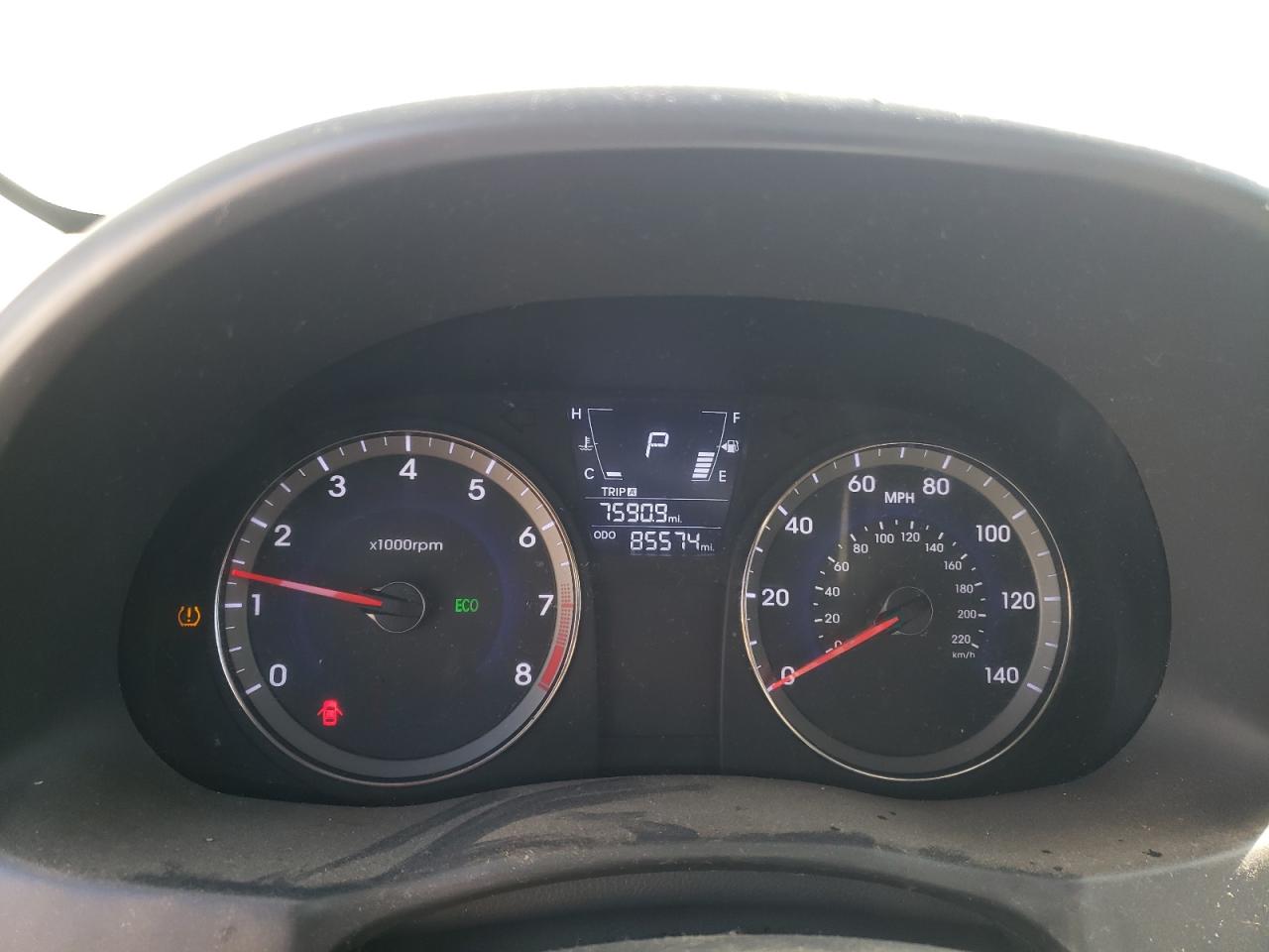 2013 Hyundai Accent - Image 9