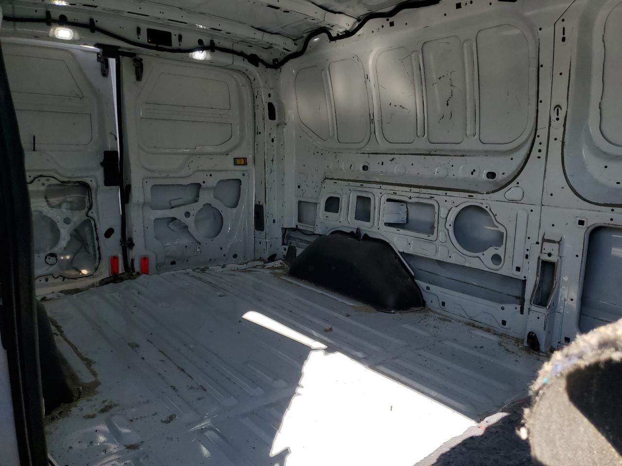 2020 Ford Transit - Image 10