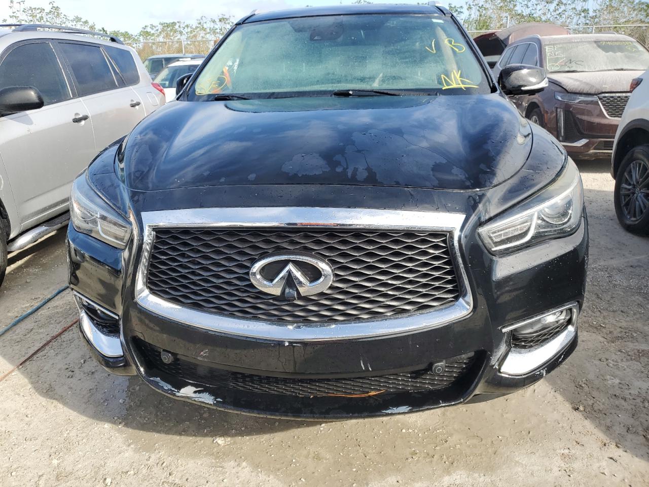 2017 Infiniti QX60 - Image 5