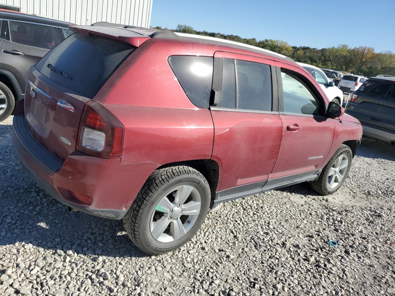2016 Jeep Compass - Image 3
