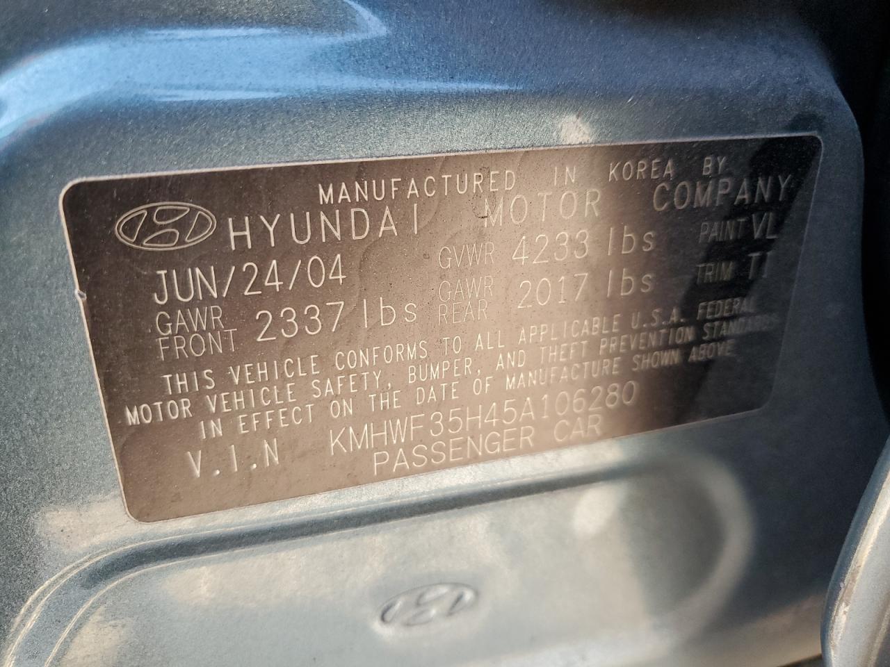 2005 Hyundai Sonata - Image 12