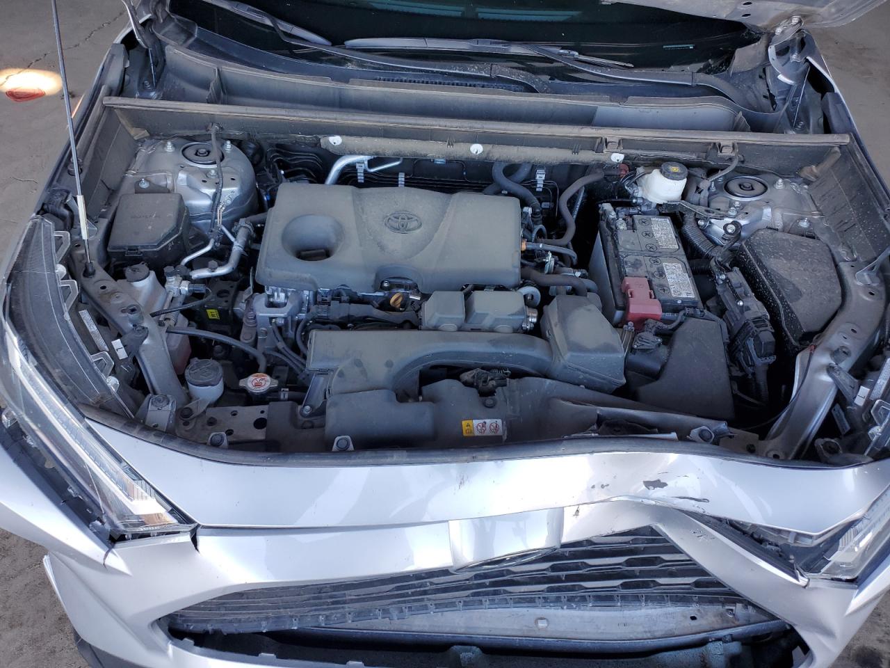 2024 Toyota RAV 4 - Image 11