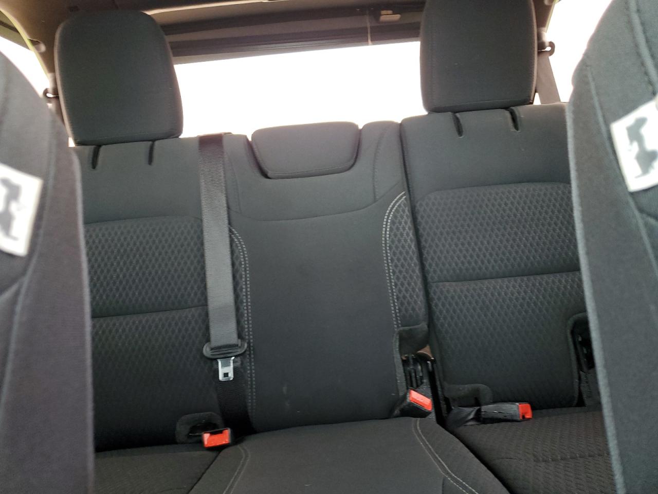 2019 Jeep Wrangler - Image 10