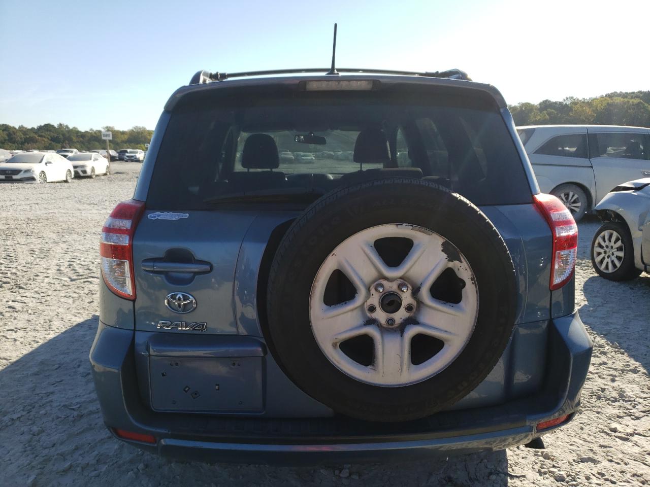 2011 Toyota RAV 4 - Image 6