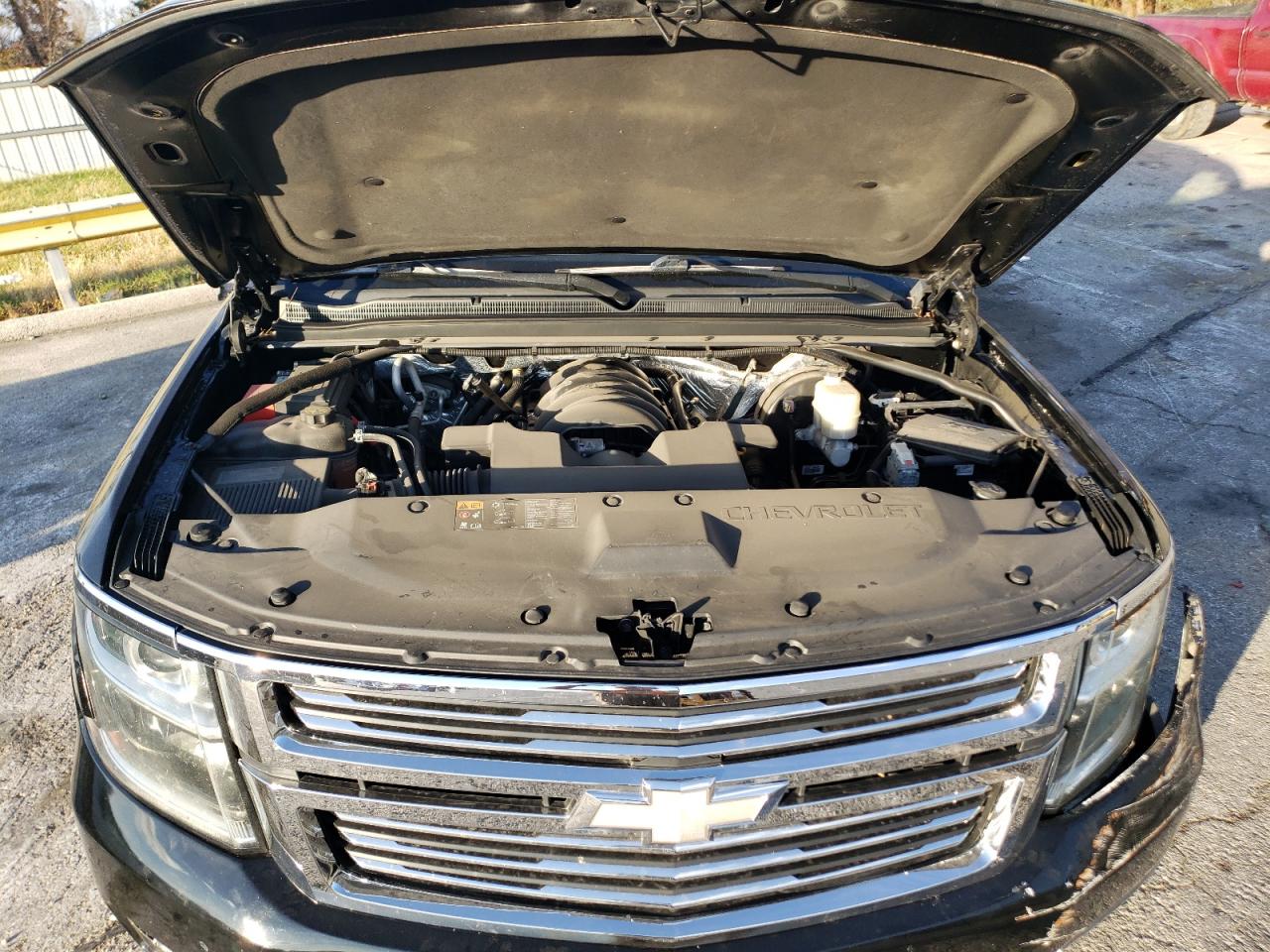 2016 Chevrolet Suburban - Image 12