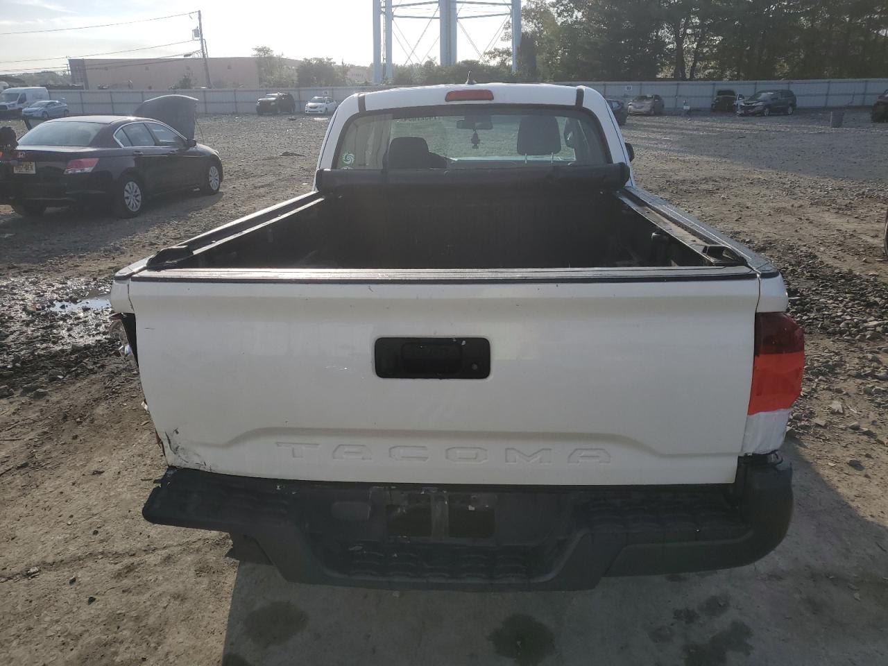 5TFRX5GN4HX095697 2017 Toyota Tacoma Access Cab