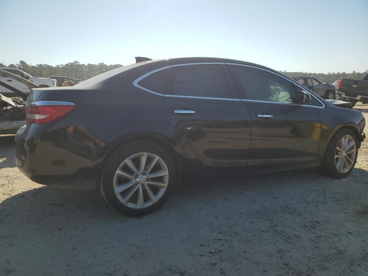 2016 Buick Verano - Image 3