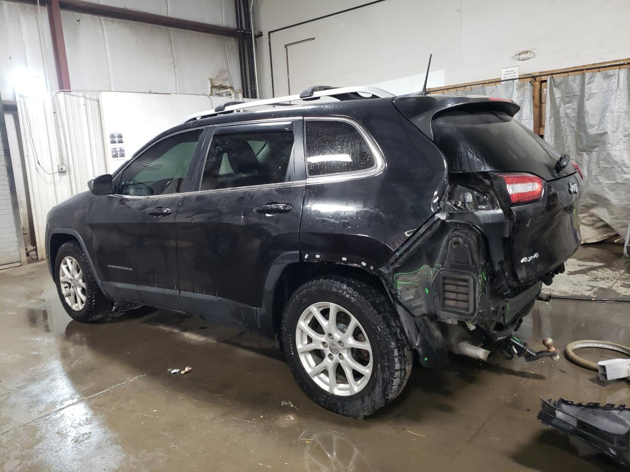 2016 Jeep Grand Cherokee - Image 2