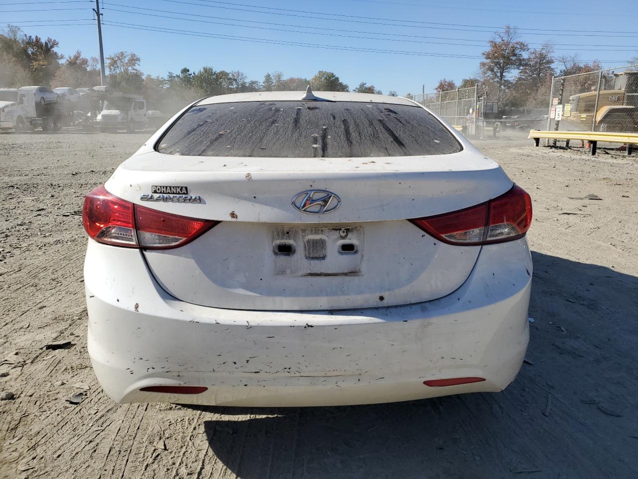 2013 Hyundai Elantra - Image 6