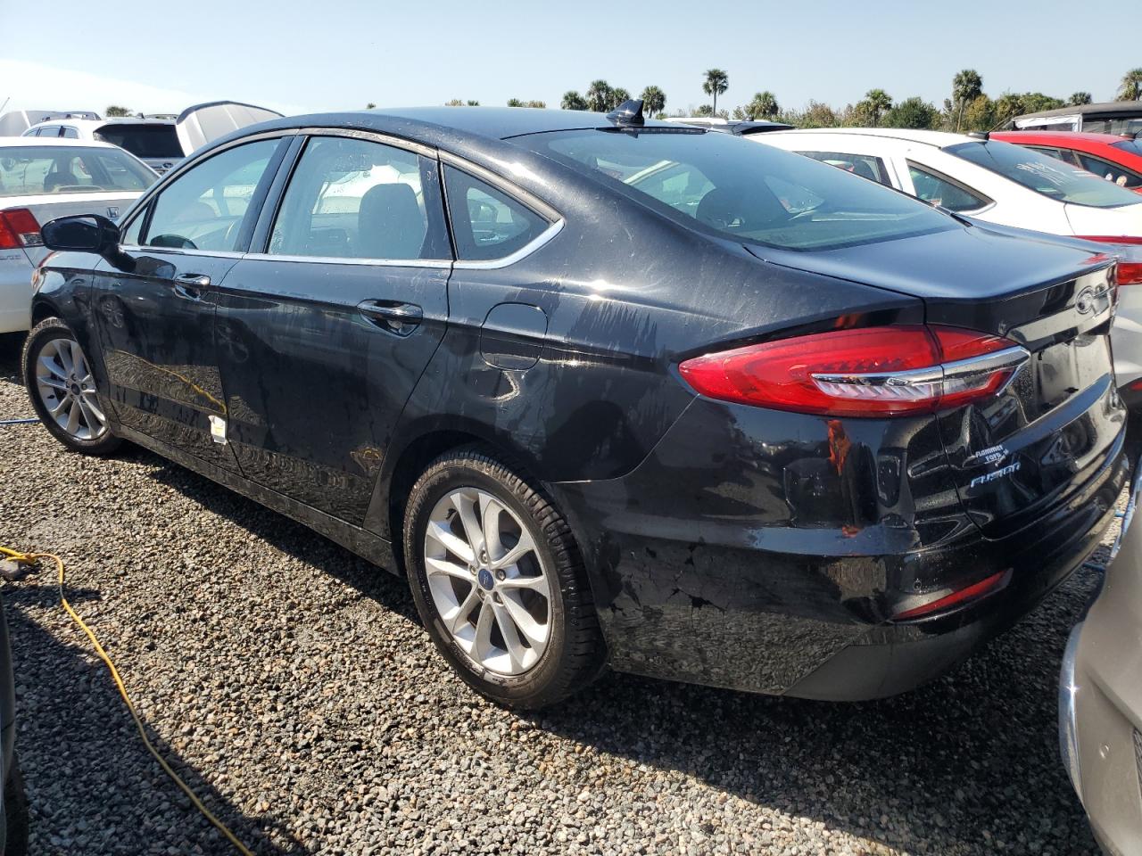 2020 Ford Fusion - Image 6