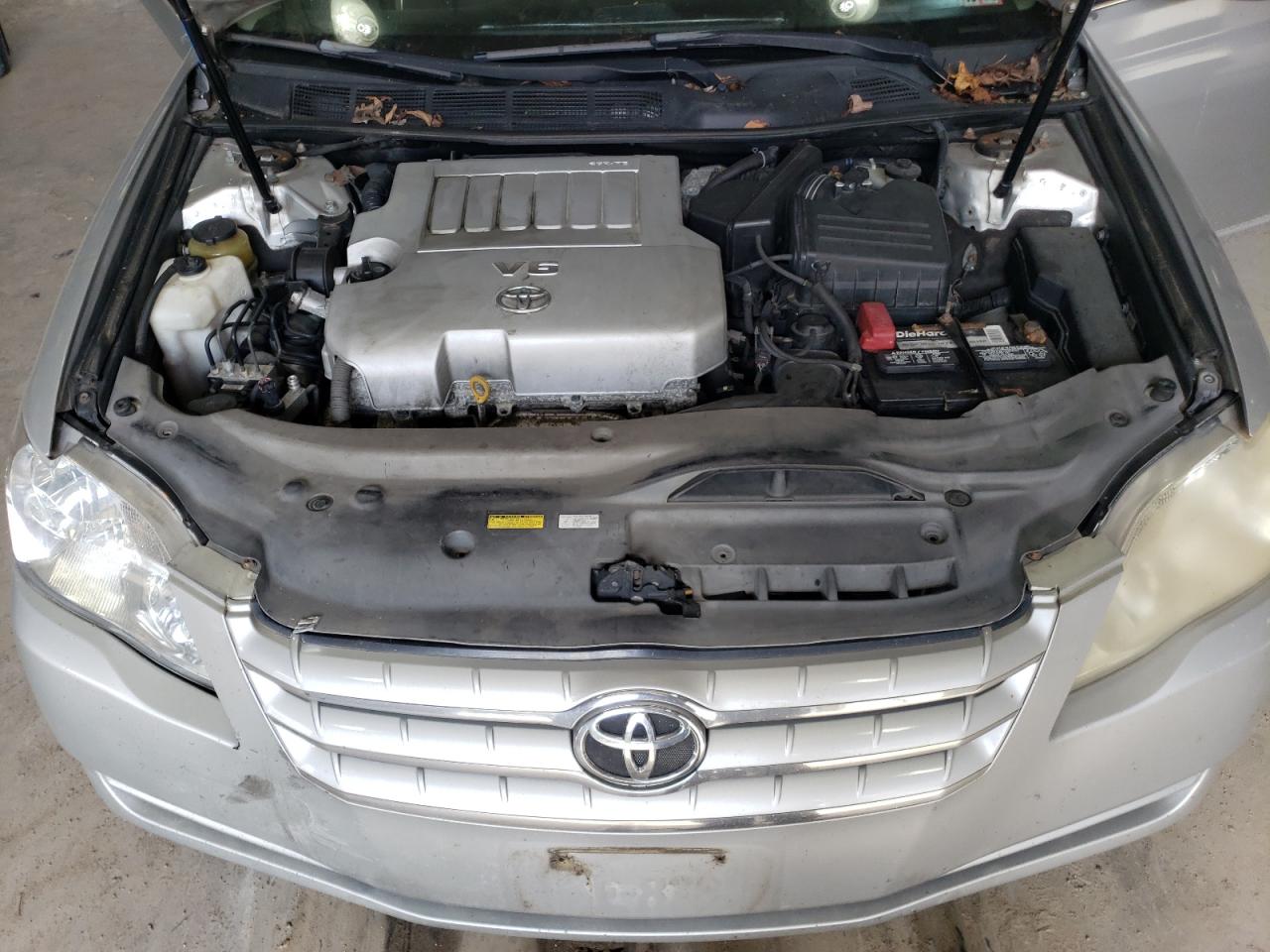 2007 Toyota Avalon - Image 11