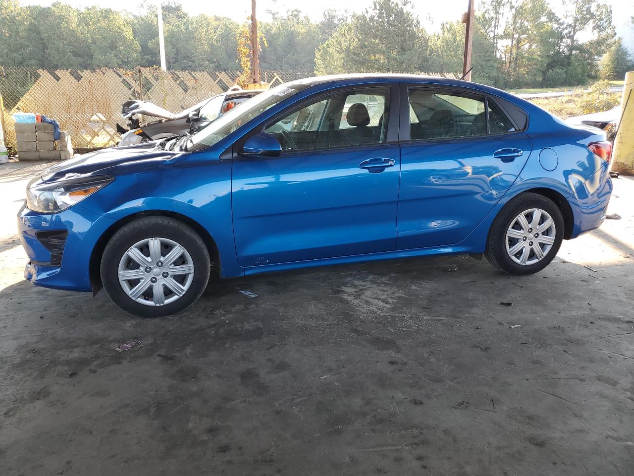 VIN 3KPA24AD0NE495094 2022 KIA RIO no.1