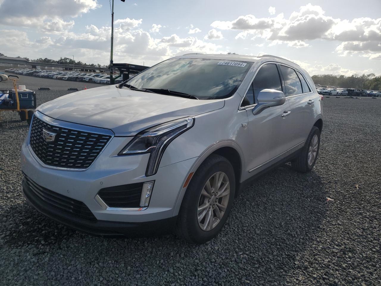 VIN 1GYKNAR49LZ206949 2020 CADILLAC XT5 no.1