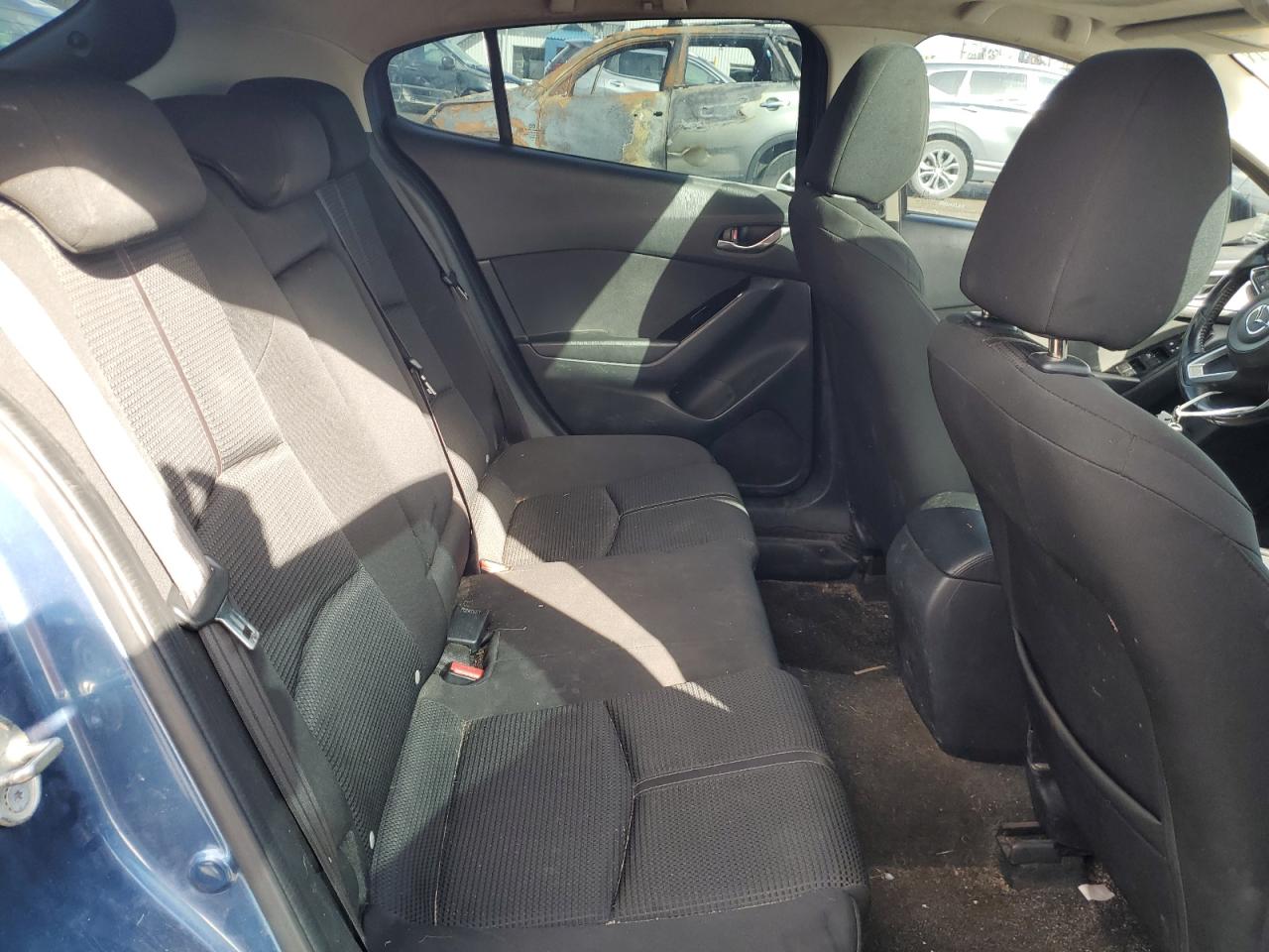 2017 Mazda 3 - Image 10