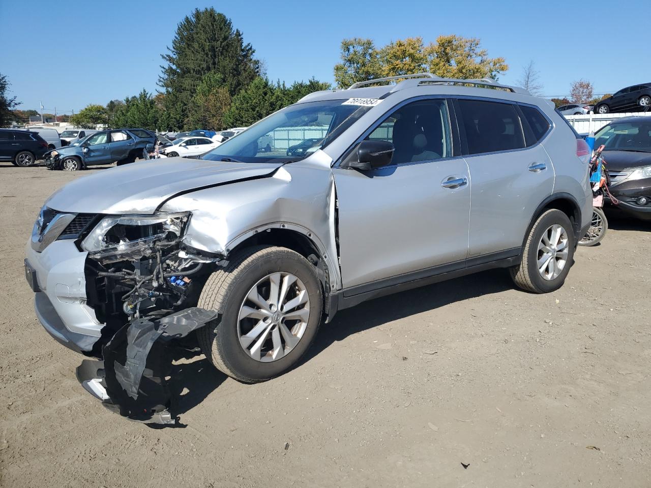 2015 Nissan Rogue - Image 1
