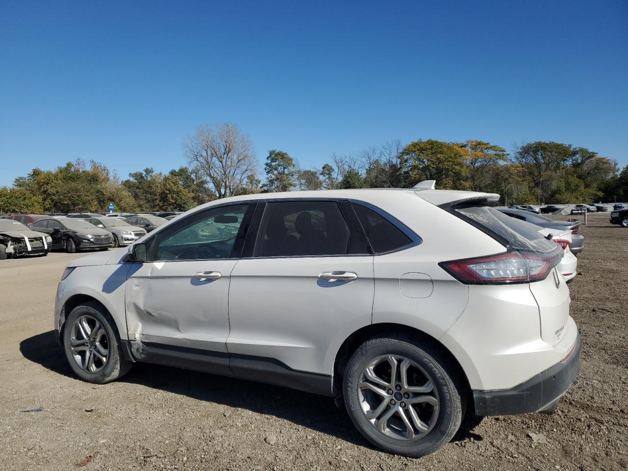 2016 Ford Edge - Image 2