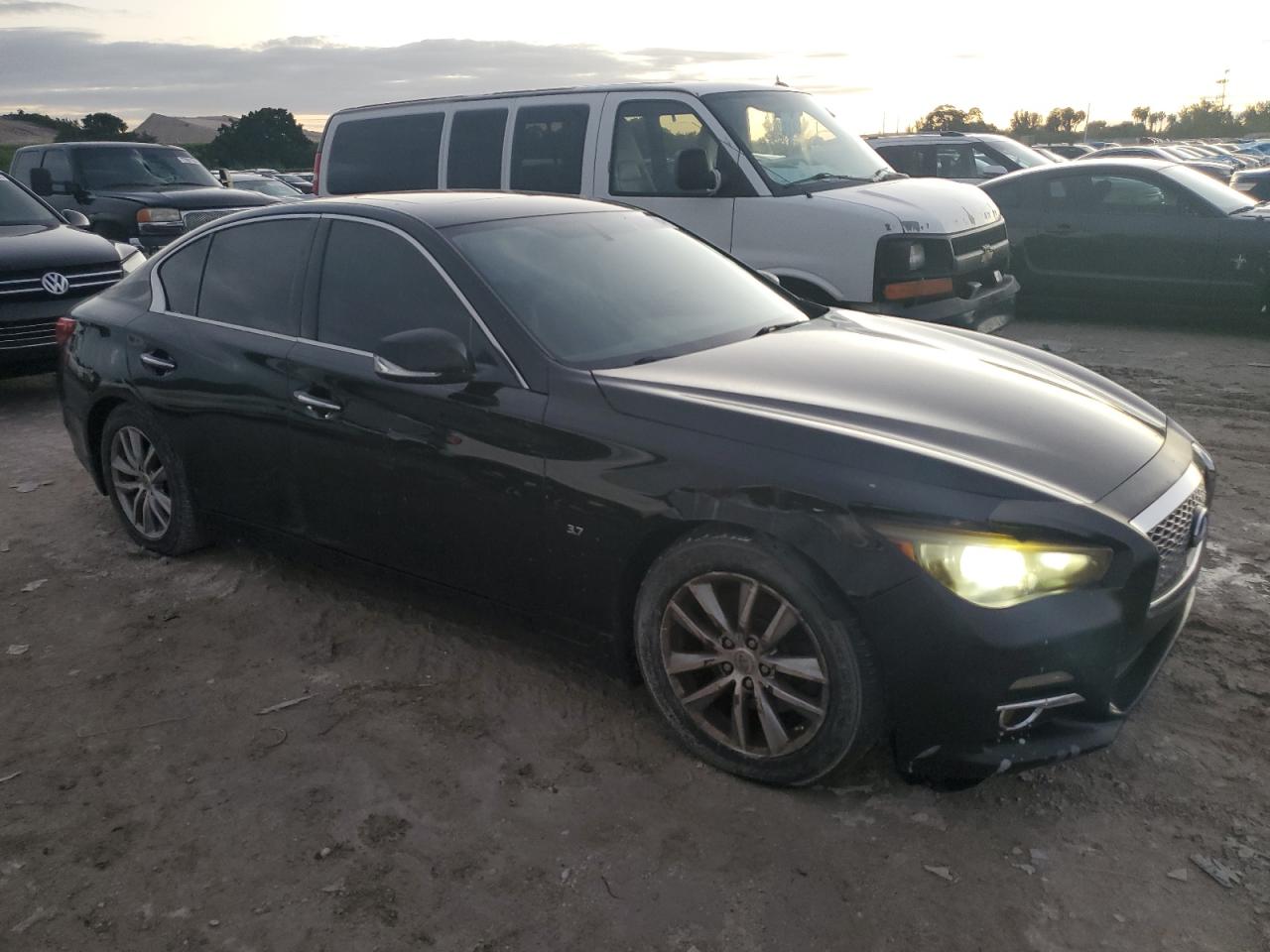 2014 Infiniti Q50 - Image 4