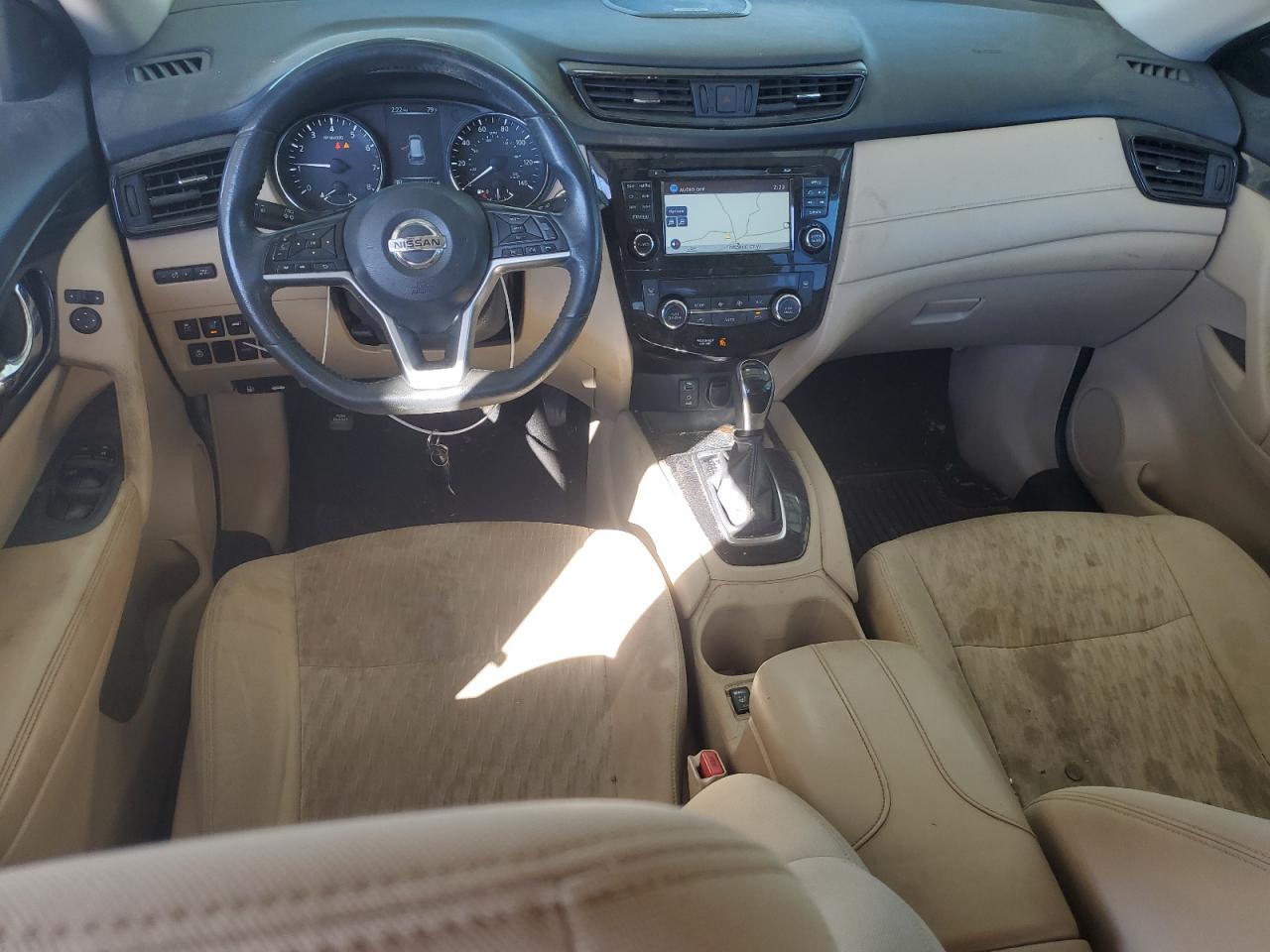 2017 Nissan Rogue - Image 8