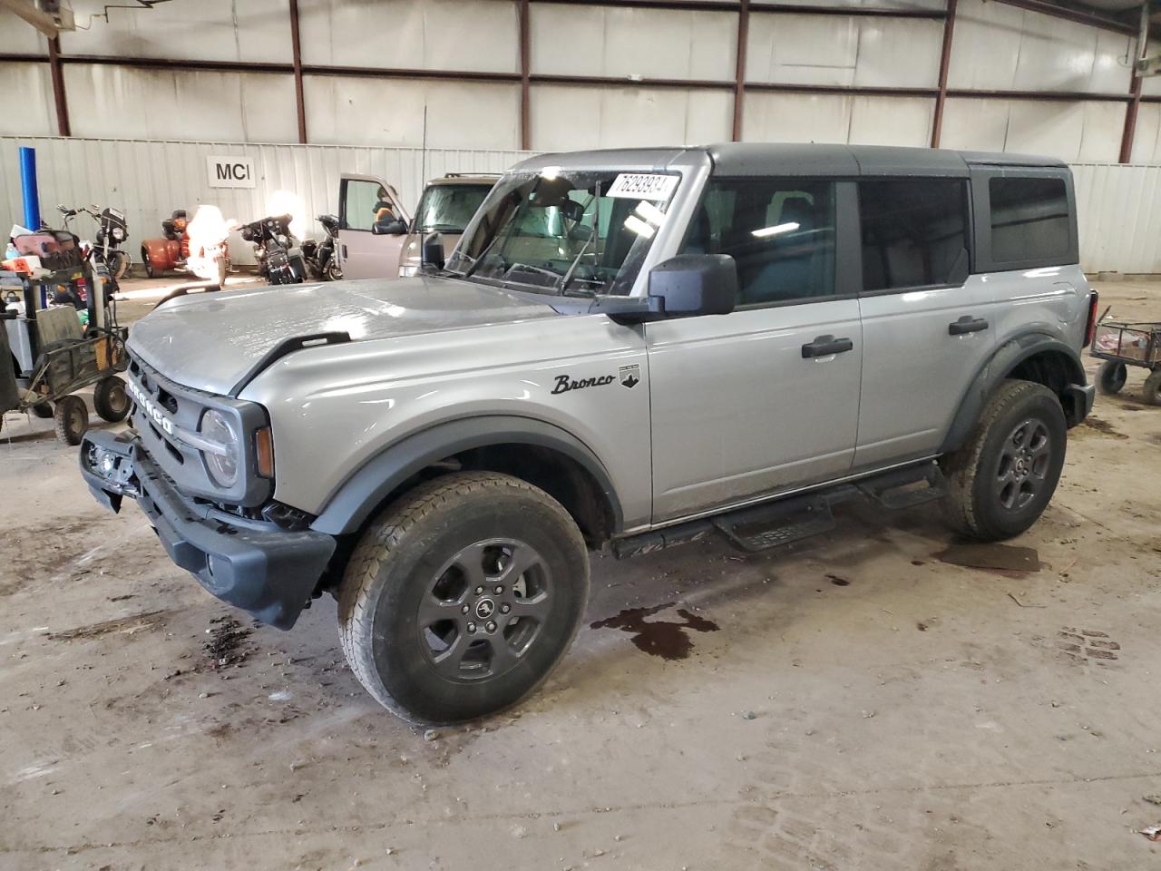 2023 Ford Bronco - Image 1