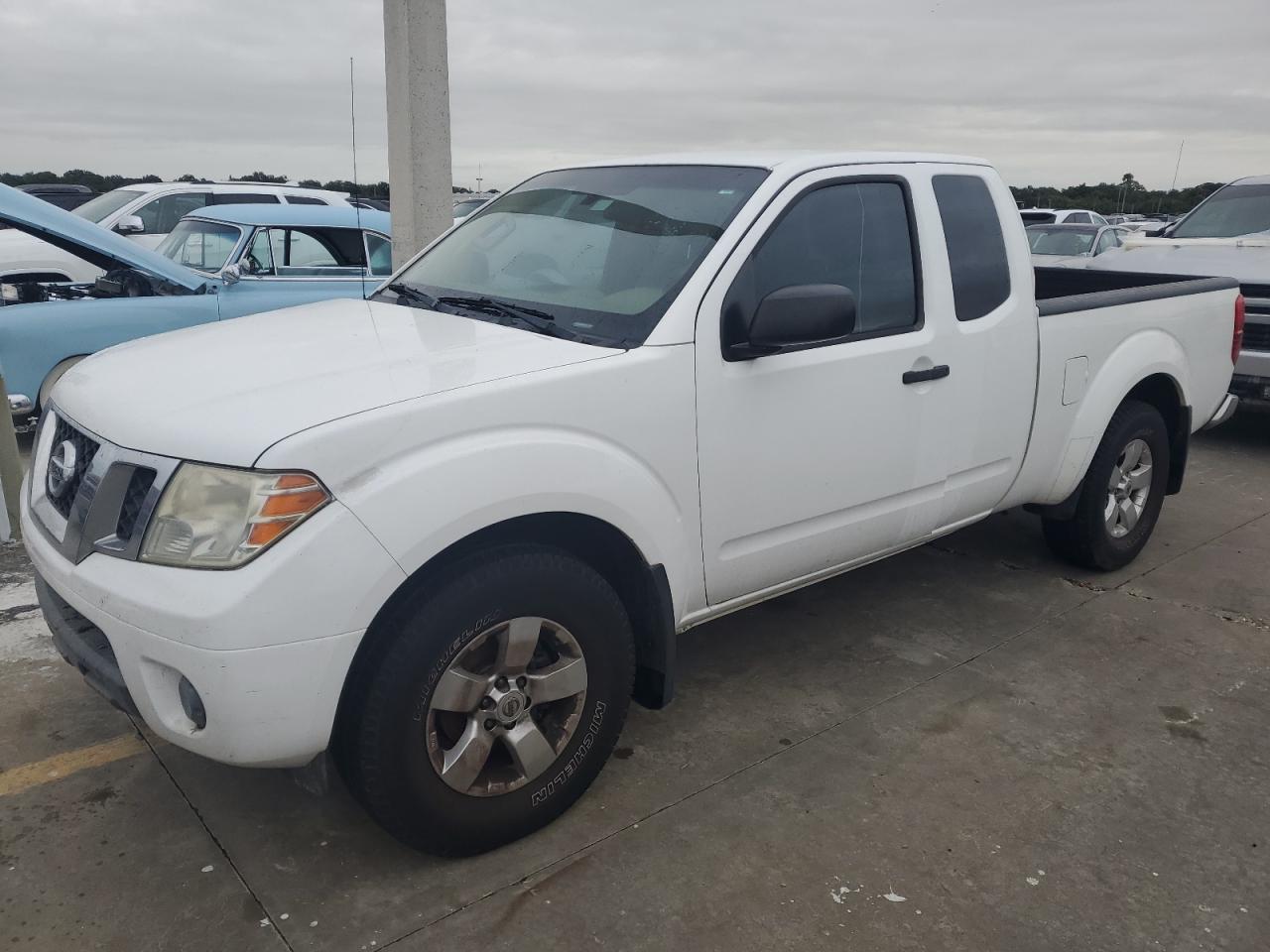 2012 Nissan Navara (Frontier) - Image 1