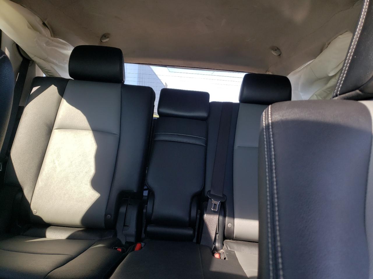 2014 Toyota 4Runner - Image 10