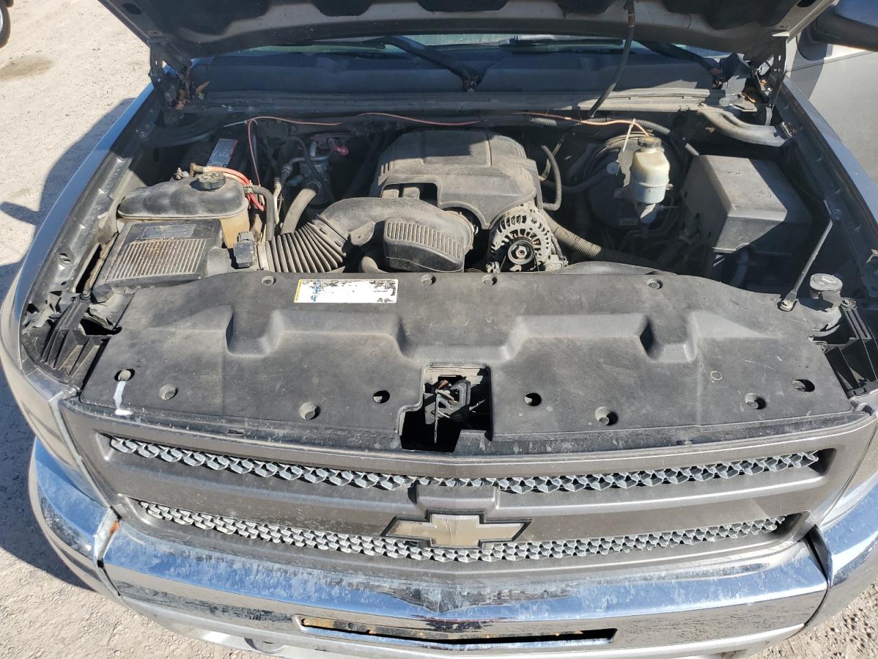 2009 Chevrolet Silverado - Image 13