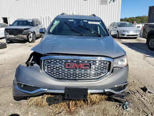  GMC ACADIA DEN 2019 Srebrny