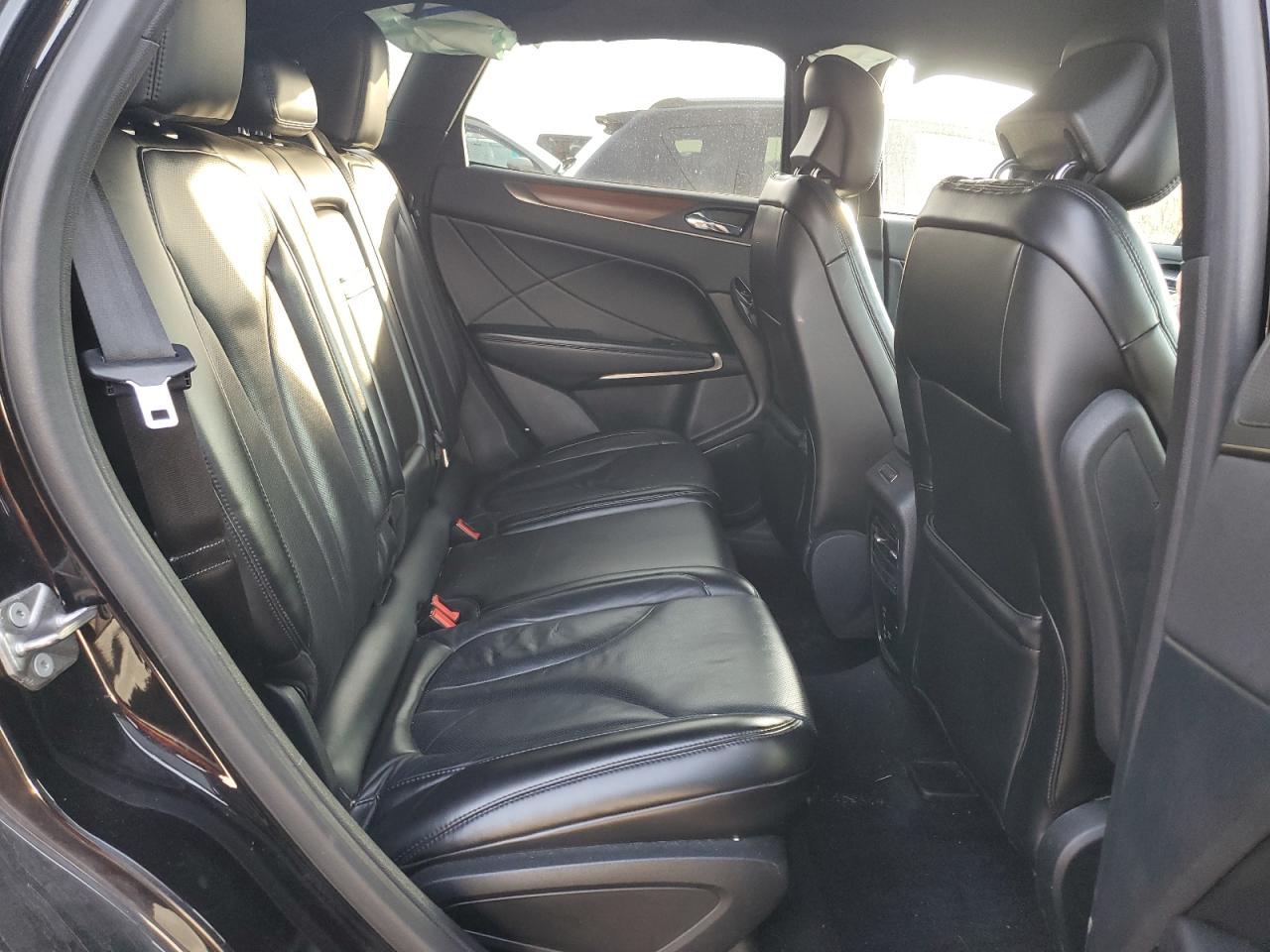 2019 Lincoln MKC - Image 11