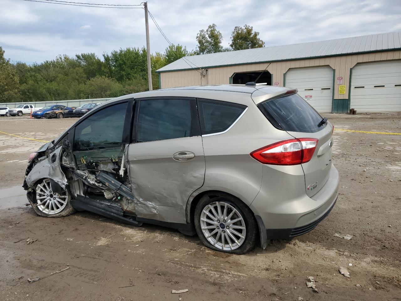 2016 Ford C-MAX - Image 2