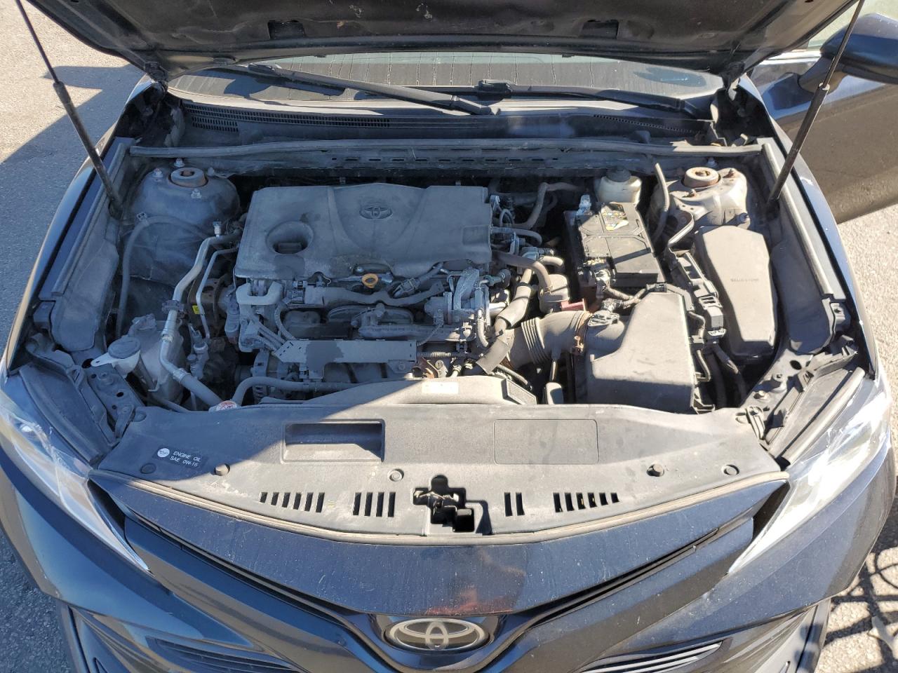 4T1B11HK8JU521166 2018 Toyota Camry L