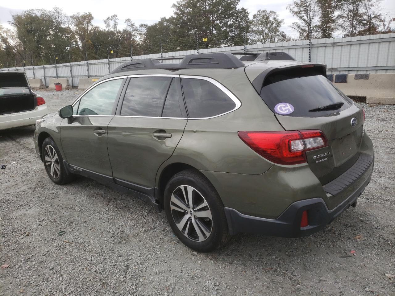 2019 Subaru Outback - Image 2