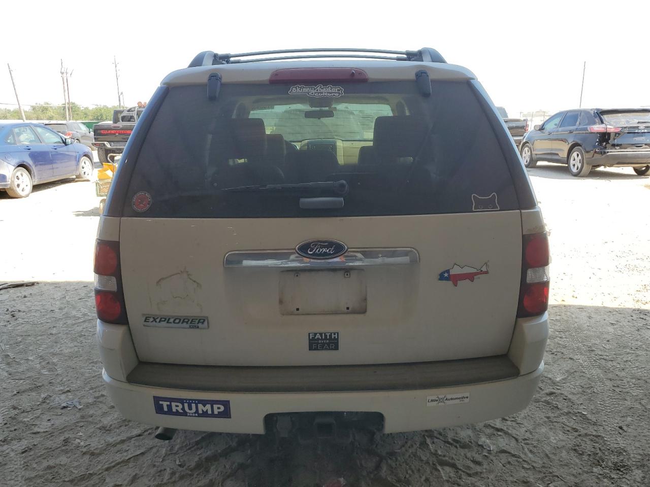 2008 Ford Explorer Xlt VIN: 1FMEU63E48UA16383 Lot: 73396804