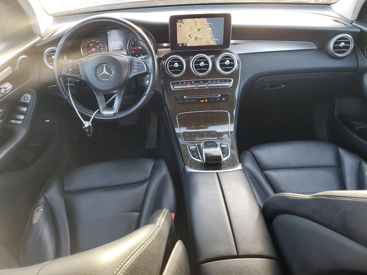 WDC0G4JBXGF039330 2016 Mercedes-Benz Glc 300