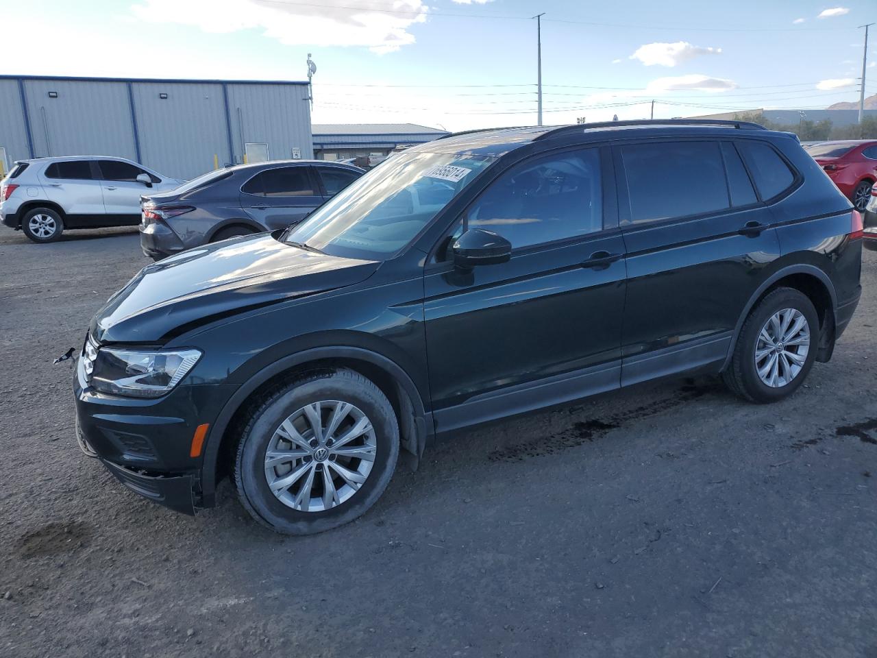 VIN 3VV1B7AXXJM108483 2018 VOLKSWAGEN TIGUAN no.1