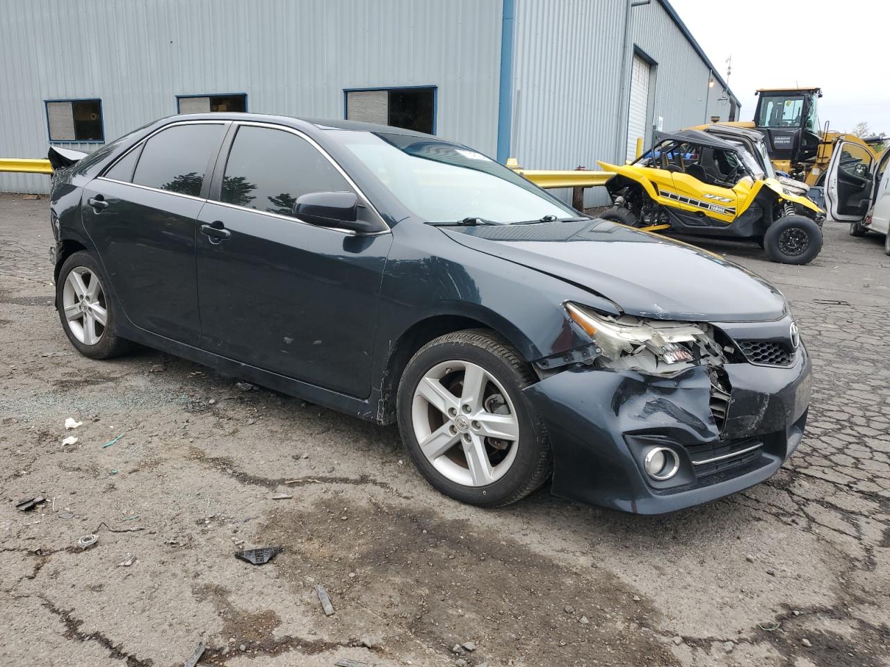 2014 Toyota Camry - Image 4