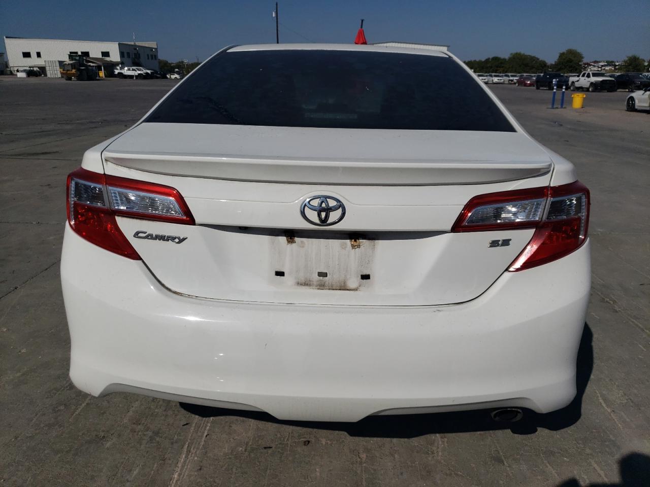 2014 Toyota Camry L VIN: 4T1BF1FK1EU831508 Lot: 77462834