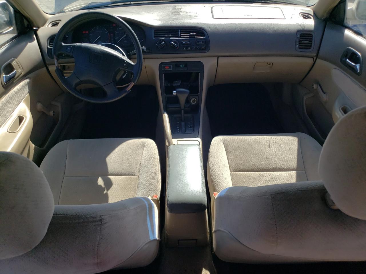 1996 Honda Accord Value VIN: 1HGCD5691TA249900 Lot: 77683144