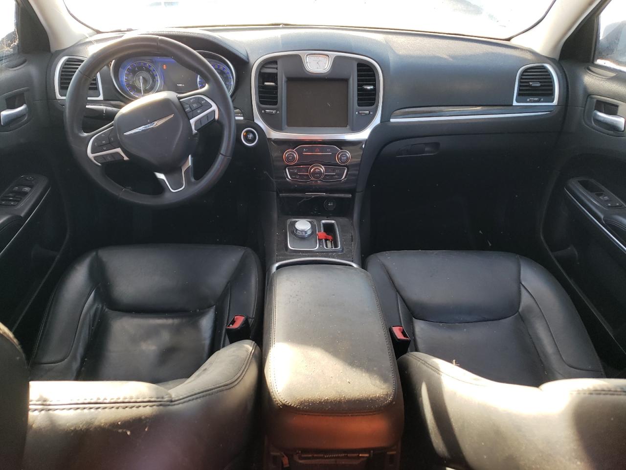 2015 Chrysler 300 - Image 7