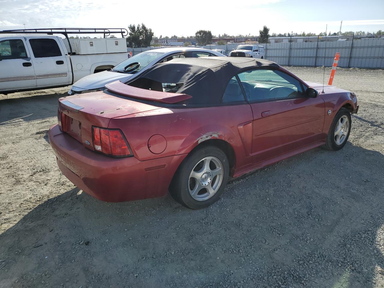 2004 Ford Mustang - Image 3