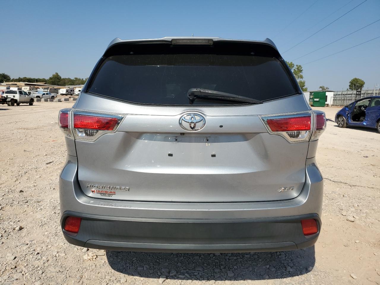 5TDKKRFH5FS053609 2015 Toyota Highlander Xle