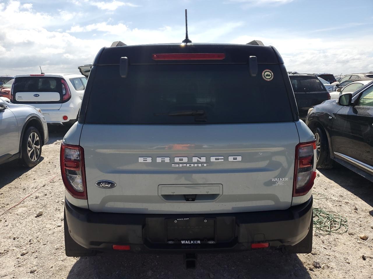 2021 Ford Bronco Sport Outer Banks VIN: 3FMCR9C67MRA35773 Lot: 75212284