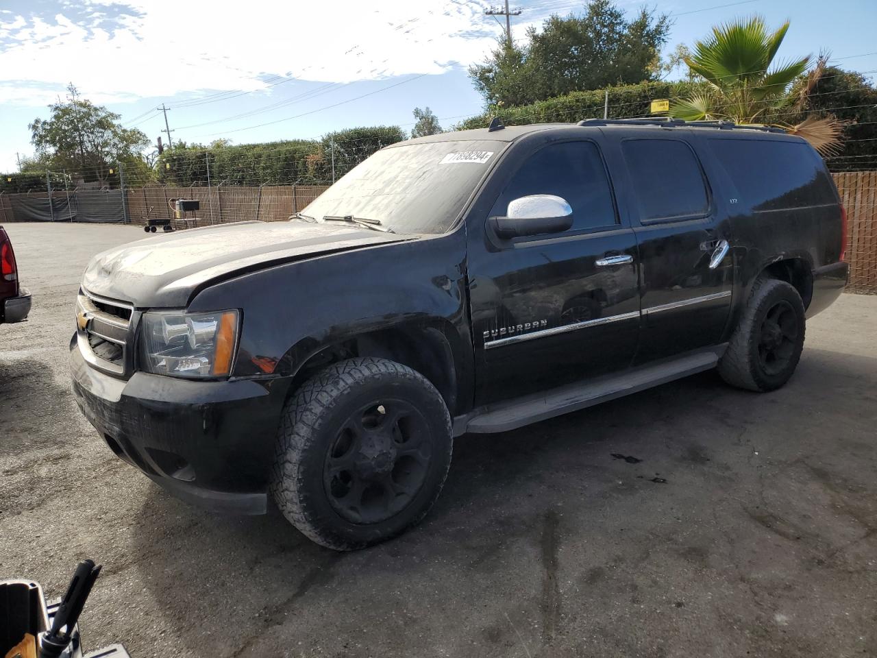 2013 CHEVROLET SUBURBAN