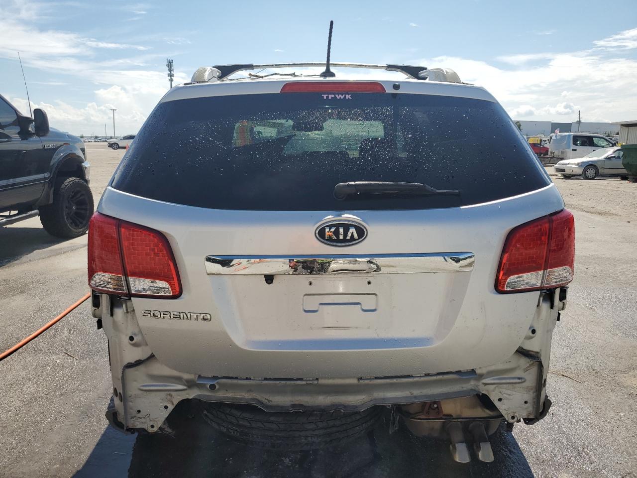 5XYKT3A66DG346879 2013 Kia Sorento Lx