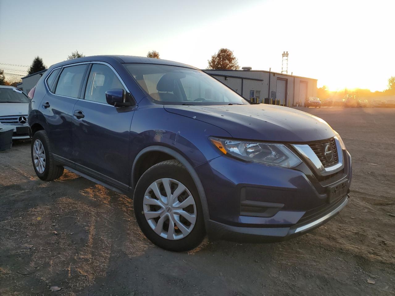 2018 Nissan Rogue - Image 4